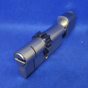 Цилиндр RB DIN_KT D7R 70 NST 35x35T TO_NST CAM30 5KEY с шестерней на 10 зубьев