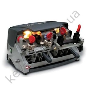 Duo Plus  универсальный (3-в-1) копировально-фрезерный станок для изготовления ключей.бюджетный станок для изготовления ключей Silca /D834661ZB/