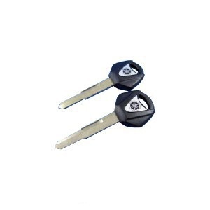 Корпус ключа с местом под чип Yamaha BT1100, Yamaha FJR1300, Yamaha FZ1 и другие, черный /D